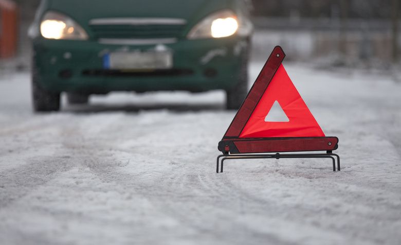 На Тернопольщине автобус с чиновниками улетел в кювет: председатель Кременецкой РГА Симчук в коме, замы - с переломами ключиц