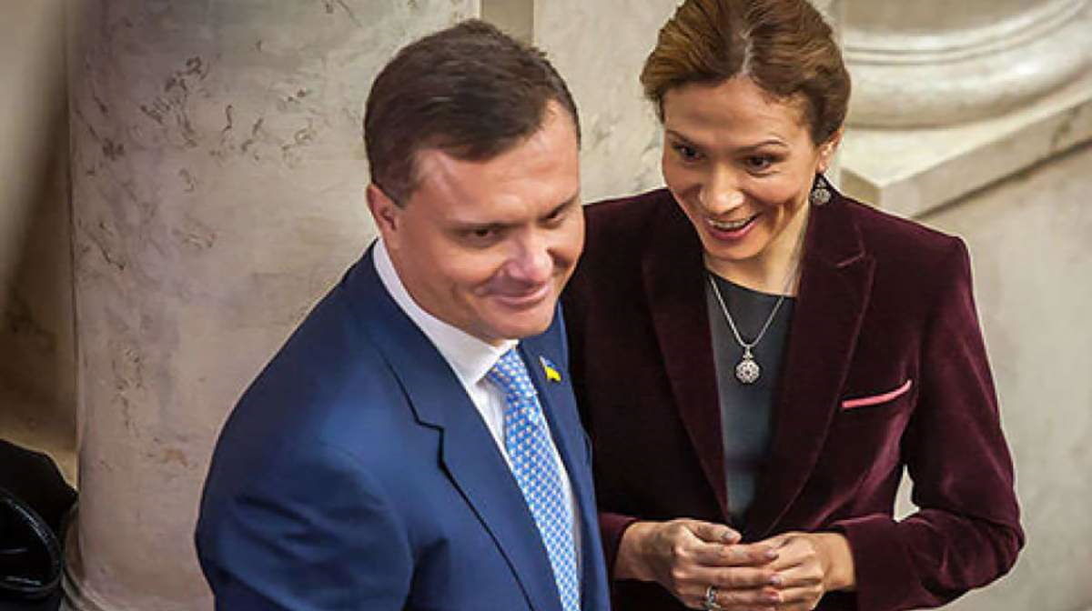 Соратники Януковича Сергей и Юлия Левочкины оказались в санкционном списке РФ