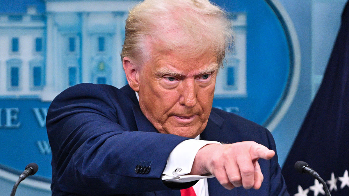 ​"Начать войну – это злоупотребление властью", – Трамп прокомментировал удар Путина по Сумам