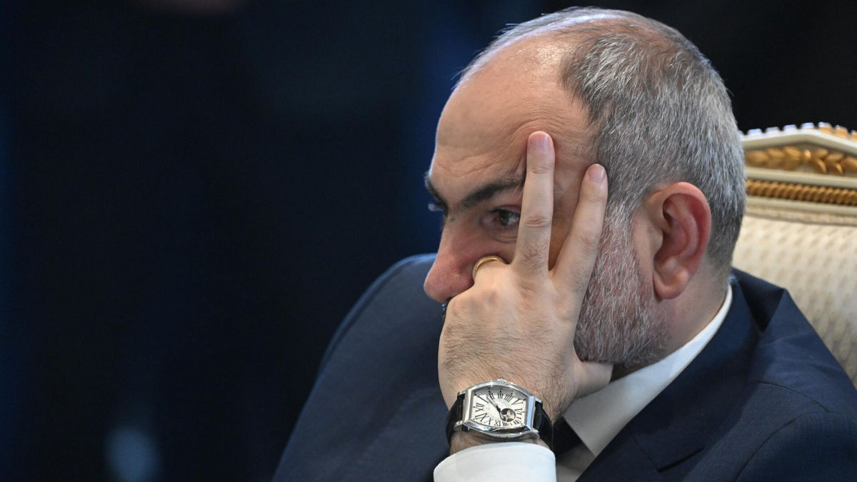 Пашинян указал на слабость России в Закавказье из-за войны против Украины