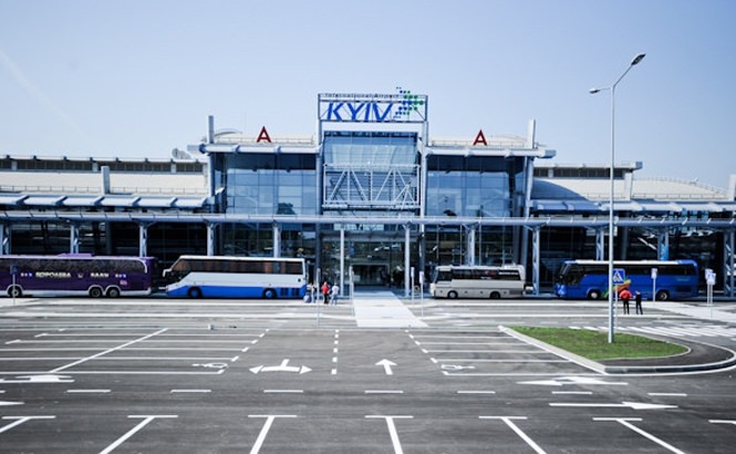 ЧП в аэропорту Киева: отменено множество рейсов