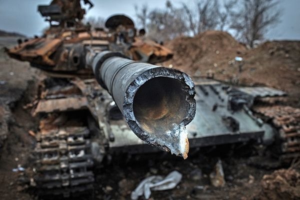 Международные правозащитники: сепаратисты бьют из жилых районов, а Украина отвечает неточными ударами, подвергая риску жизни мирного населения