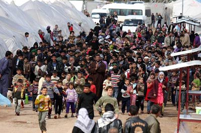 Турция готовится к приему новых десятков тысяч беженцев после проведения авиаударов Россией