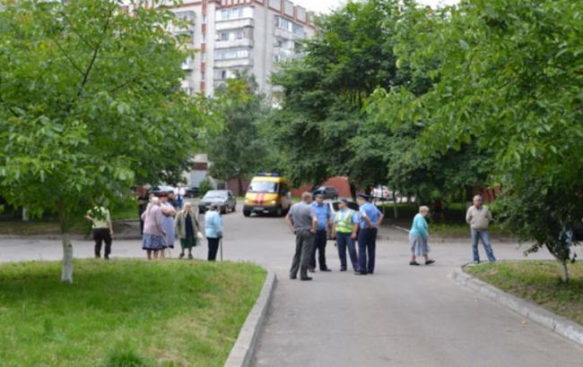 Теракт во Львове: сотрудница МВД потеряла почку и находится в критическом состоянии, ее коллега может ослепнуть