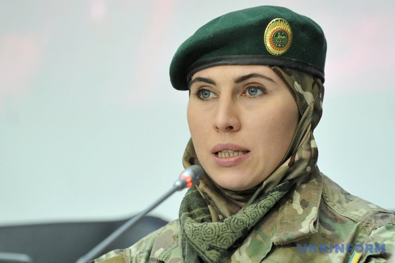 Обострение ситуации в Донбассе: известная снайпер Амина Окуева предупредила силы АТО об опасной дате