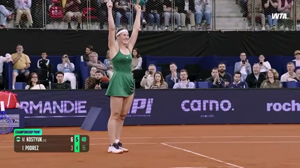 Костюк одолела Подрез в первом украинском финале WTA 250 в Руане в двух сетах: видео поединка