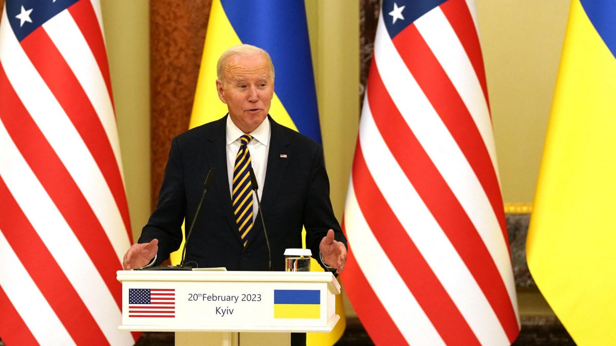 Эксперт-международник объяснил, как Байден поставил шах и мат Путину своим визитом в Киев 