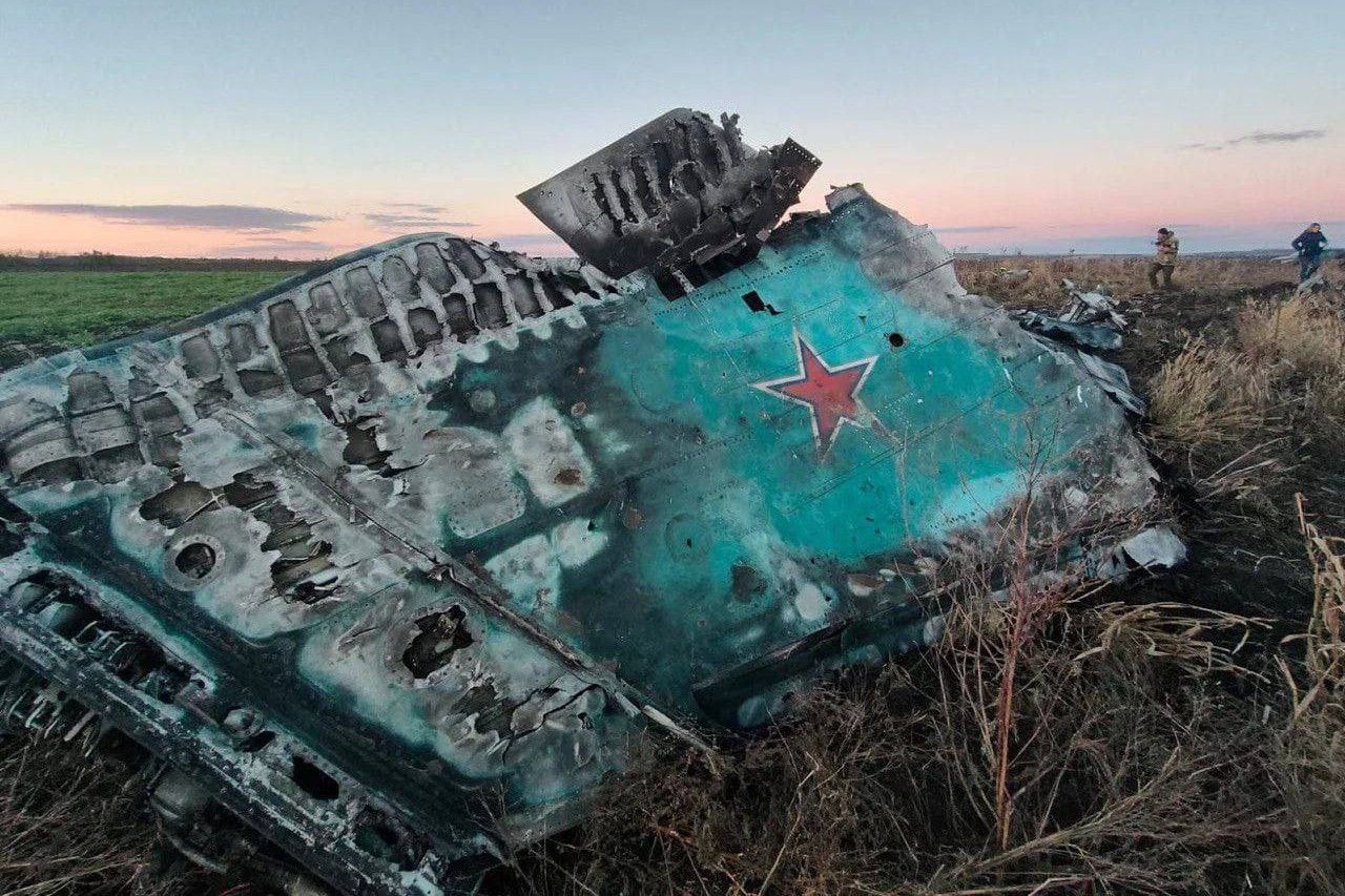 ​Су-34 под Бахмутом стал грудой обгоревшего металла: ВСУ добрались до места крушения