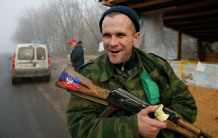 Волонтеры совместно с ГУ Нацполиции в Донецкой области создали базу, куда вошли все представители руководства ДНР