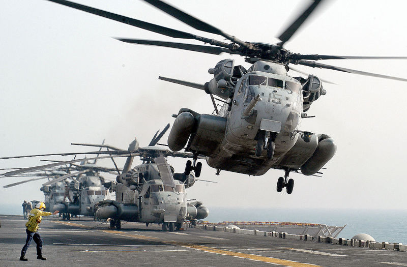 В Японии после военных учений потерпел крушение американский военный вертолет