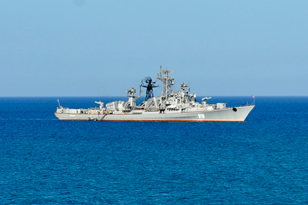 Экипаж российского корабля "Сметливый" открыл огонь по турецкому судну