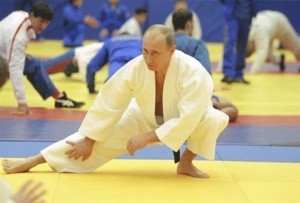Владимир Путин получил восьмой дан по каратэ
