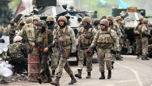 Двигаясь на помощь силам АТО по маршруту Дебальцево-Углегорск у Нацгвардии погибли 4 военных
