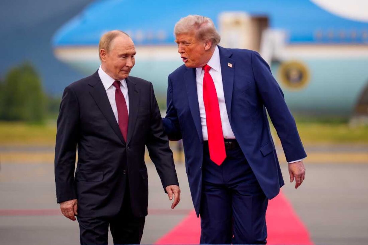 "Нужно быть реалистом", – Axios узнал, что Трамп сказал Путину об украинских территориях