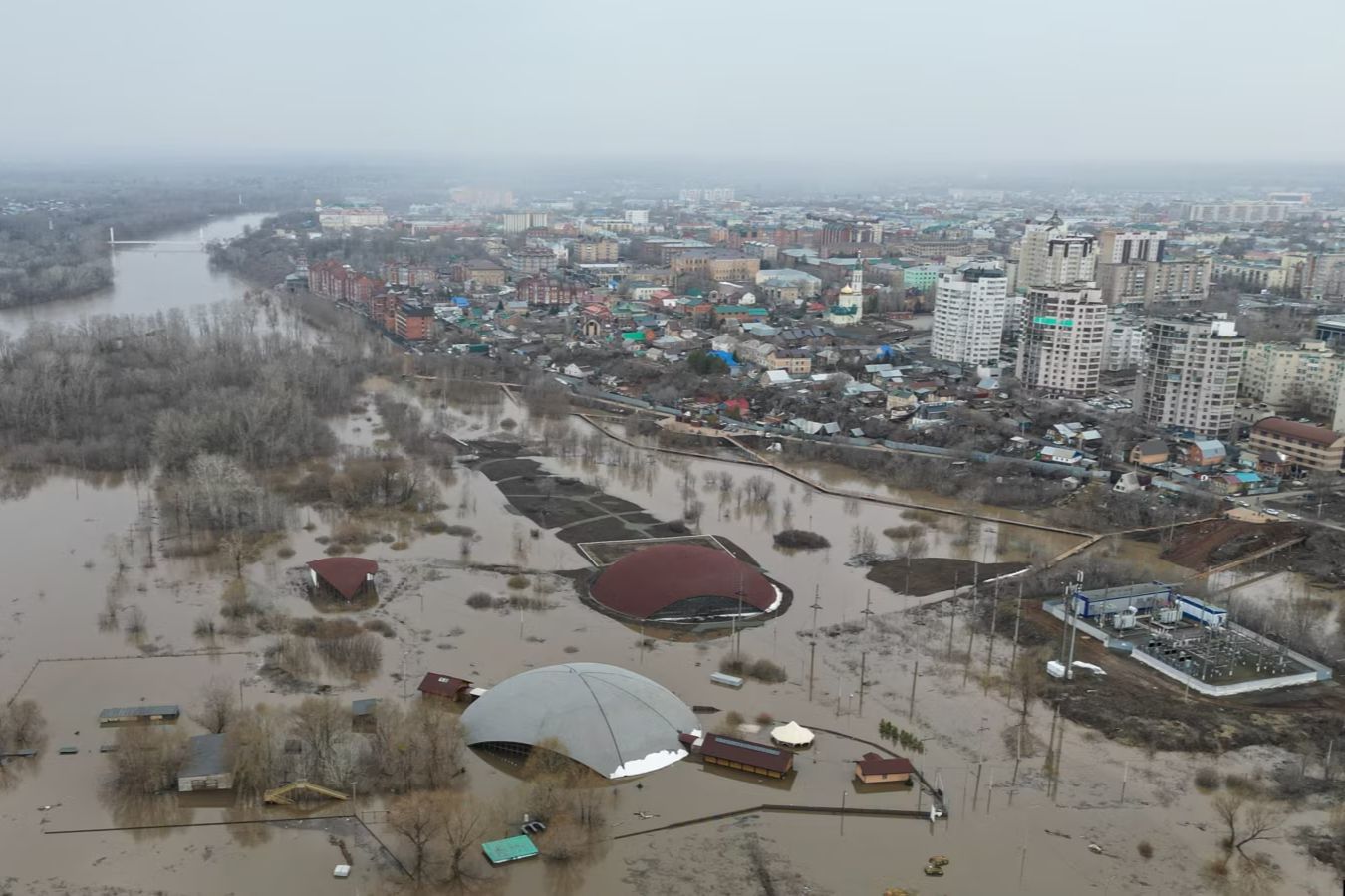 "Не доводите народ! На вилы поднимем всех", - житель Оренбурга, потеряв дом, угрожает путинскому режиму