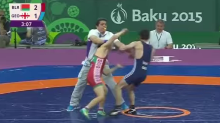 Игры в Баку: белорусский спортсмен отвесил пощечину грузинскому оппоненту (видео)