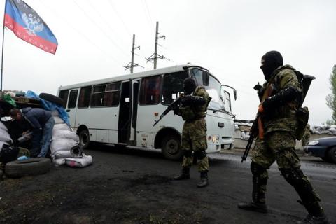 В ДНР сообщили о перекрытии Мариупольской трассы на выезде из Донецка и на протяжении Ленинского района