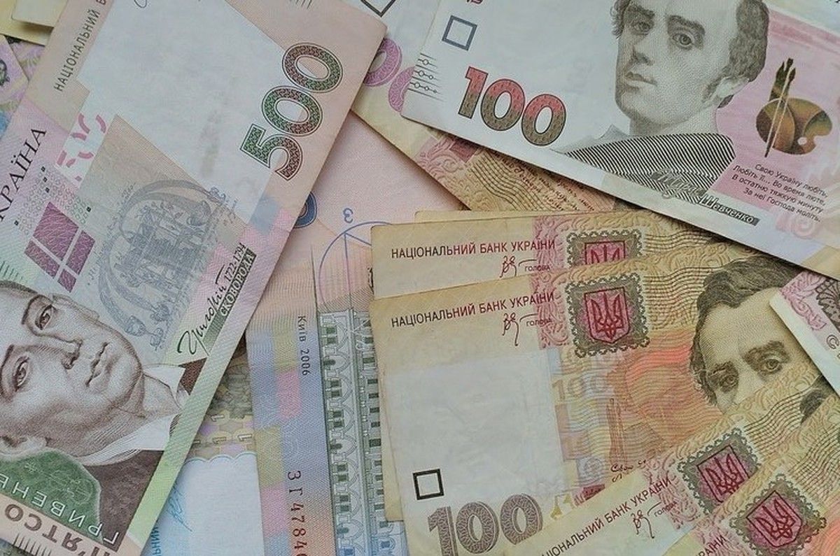 Учительская зарплата в Украине: что изменится в 2026 году и за счет каких средств