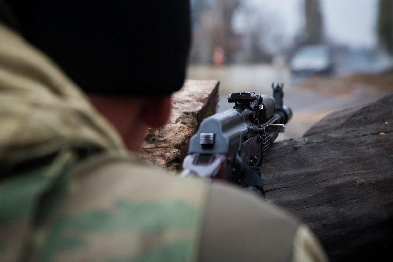 Тымчук: в Донецке на линии соприкосновения активно работают маневренные огневые группы ДНР