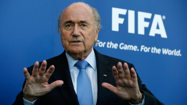 Блаттер заявил, что признает ответственность за происходящее вокруг и внутри ФИФА