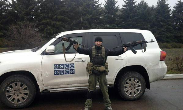 'Нужно положить конец': ОБСЕ требует расправы над боевиками, которые угрожают и нападают на наблюдателей