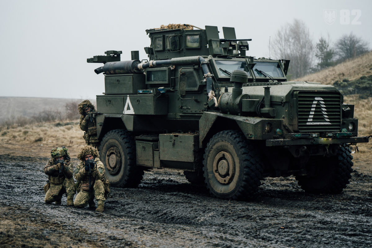 Кремль перекинув новий підрозділ на Курщину, а ЗСУ "виносять" ворога у тилу та на передовий – ISW