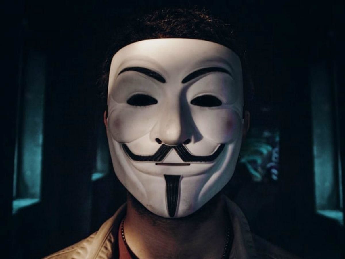Хакеры Anonymous вскрыли персональные данные 120 тысяч оккупантов, воюющих в Украине