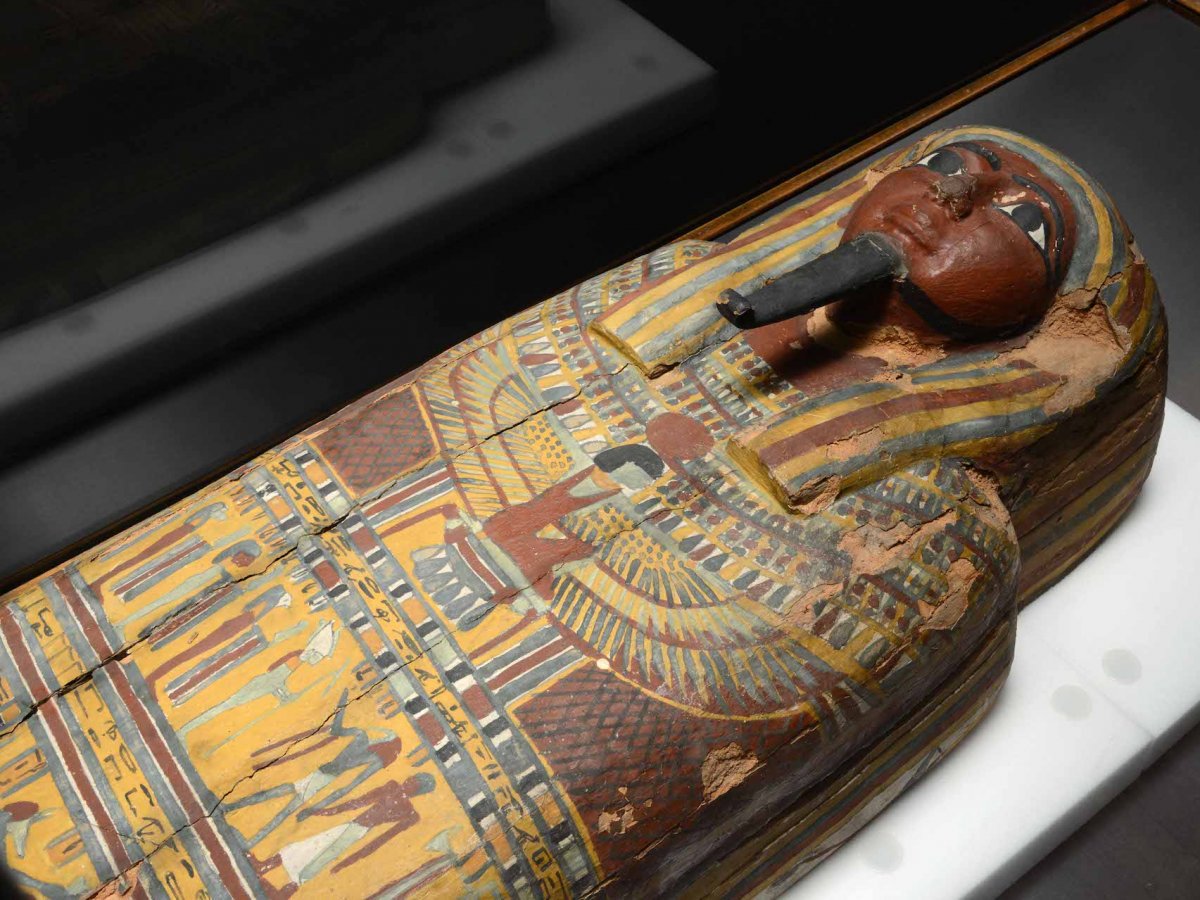В Египте обнаружили мумию в саркофаге, который считался пустым, – кадры