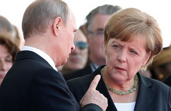 ​Что-то на встрече Меркель и Путина пошло не так: по возвращении домой канцлер начала укреплять армию