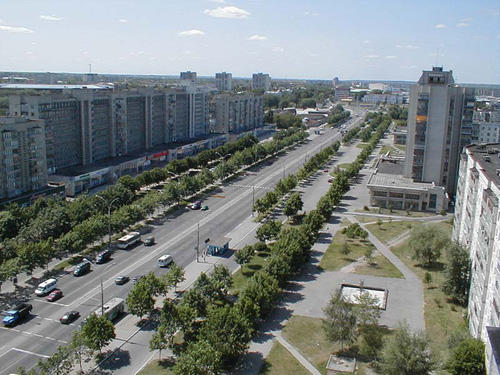 В Сумах неизвестные сожгли три автомобиля