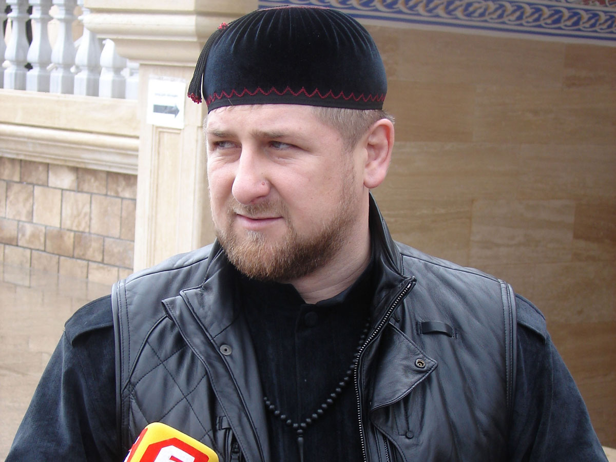 СМИ: полтысячи сотрудников МВД Чечни отказались давать неуставную присягу на верность Путину и Кадырову