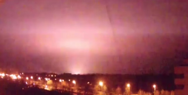 Что сейчас происходит в аэропорту Донецка: зарево в небе, взрывы и ожесточенный бой