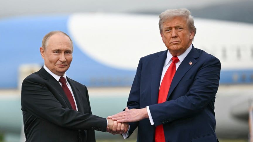 Трамп разочарован ударом Путина по лавре и больше не верит в победу России – Bloomberg