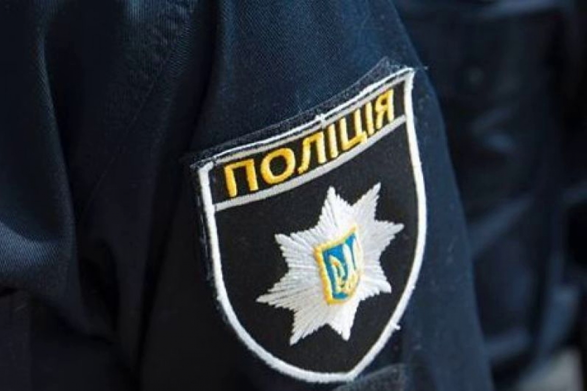 ​В Киеве мужчина нанес удар ножом в шею ветерану АТО в День защитника - военный в реанимации