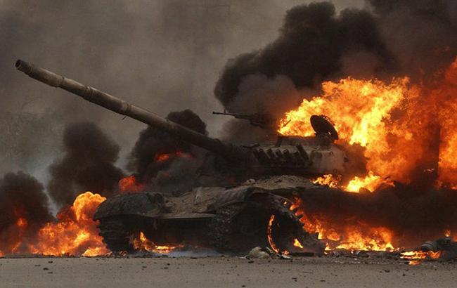 На полигоне в "ЛНР" танк сгорел вместе с экипажем: в результате крупного ЧП погибли танкисты и офицеры