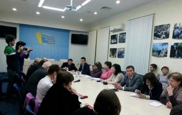 Стець обещает, что "министерство правды" не будет наказывать журналистов за критику власти 