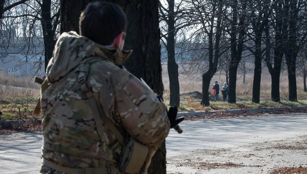 Диверсионная группа боевиков ночью атаковала позиции сил АТО в Зайцево, - АТЦ