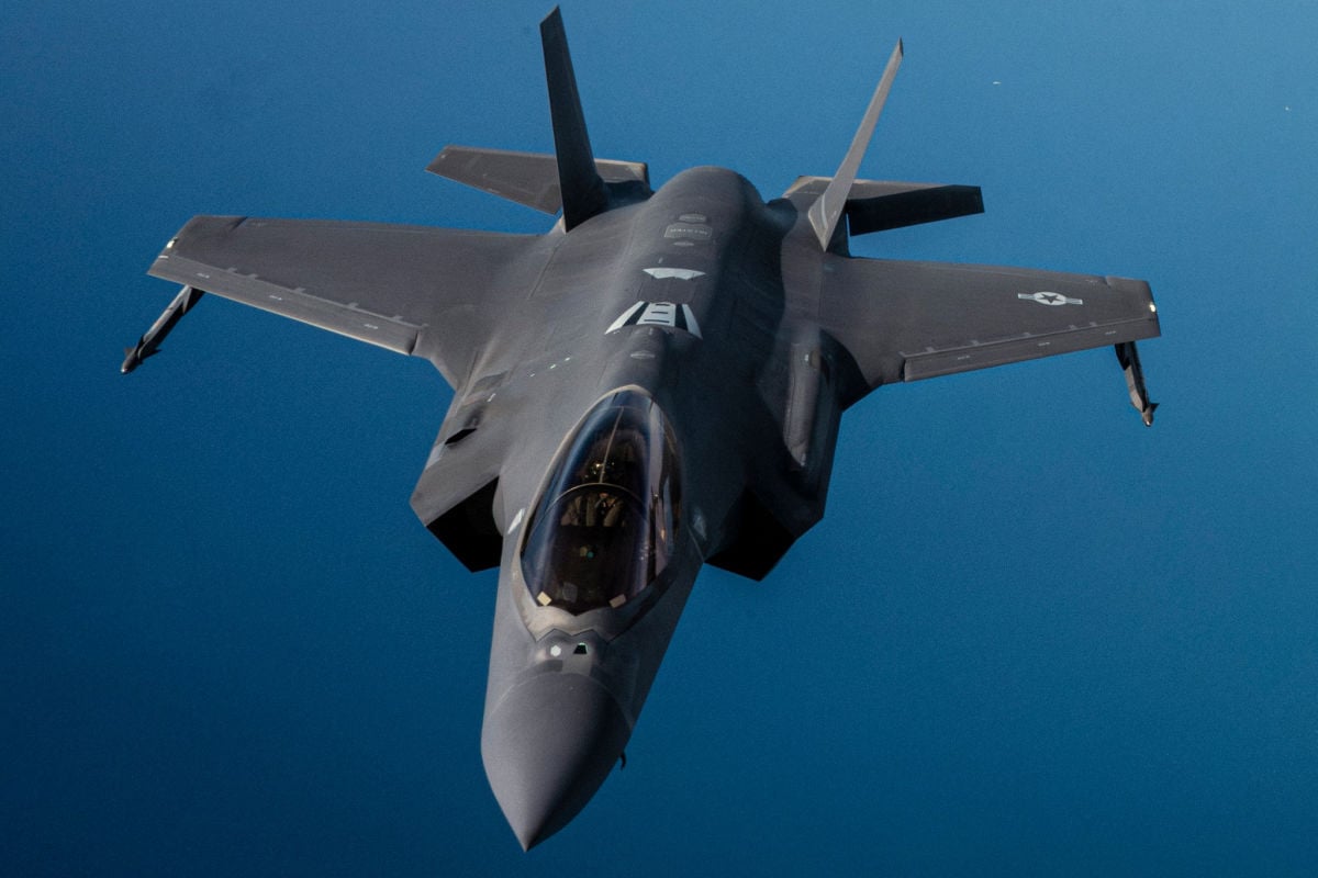 Армия США ответила на заявление Ирана о сбитии американского истребителя 