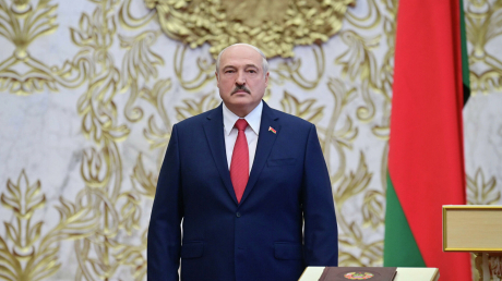 Лукашенко объявил  о готовности передать до 80% собственных  полномочий руководству  и парламенту