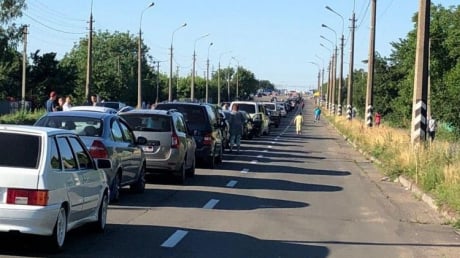 Жительница "ДНР" рассказала, как приехавших из Украины везут на обсервацию: "Люди кричат, автоматчики, это ад"